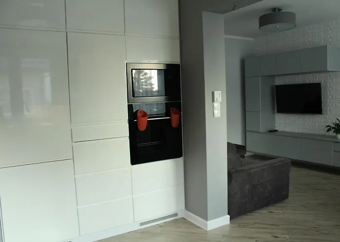 Nad Zatoka - Kuźnica